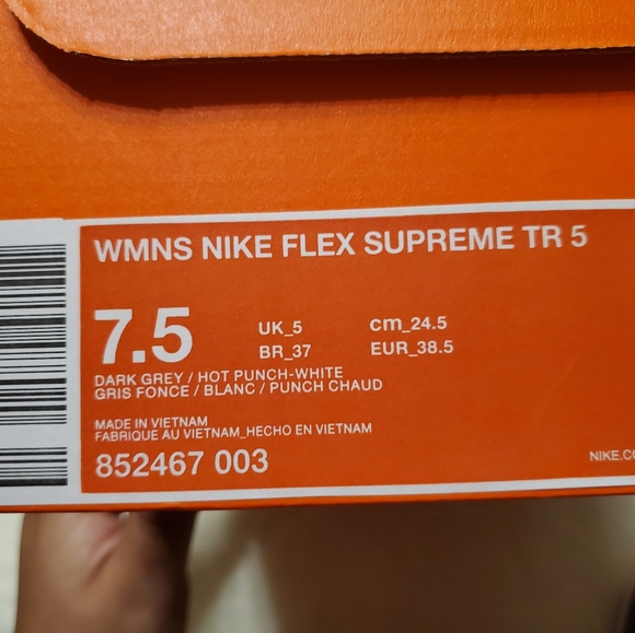 Women Nike Flex Supreme  TR 5, size 7.5, color grey and pinkish - Picture 7 of 7